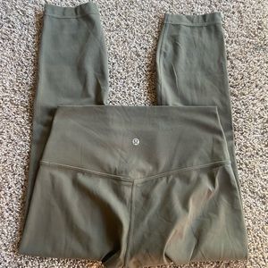 Lululemon High Rise Align Leggings muted green color 23 inch inseam Size 8